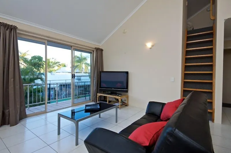Pelican Beach Resort Noosa Noosaville 3*,