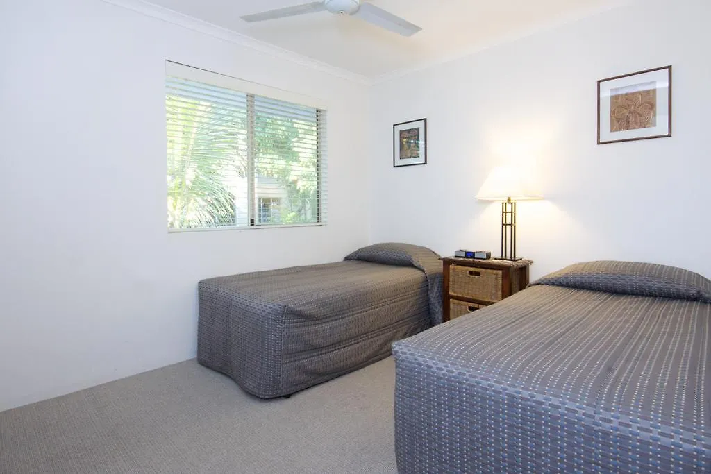 ***  Pelican Beach Resort Noosa Noosaville Australia