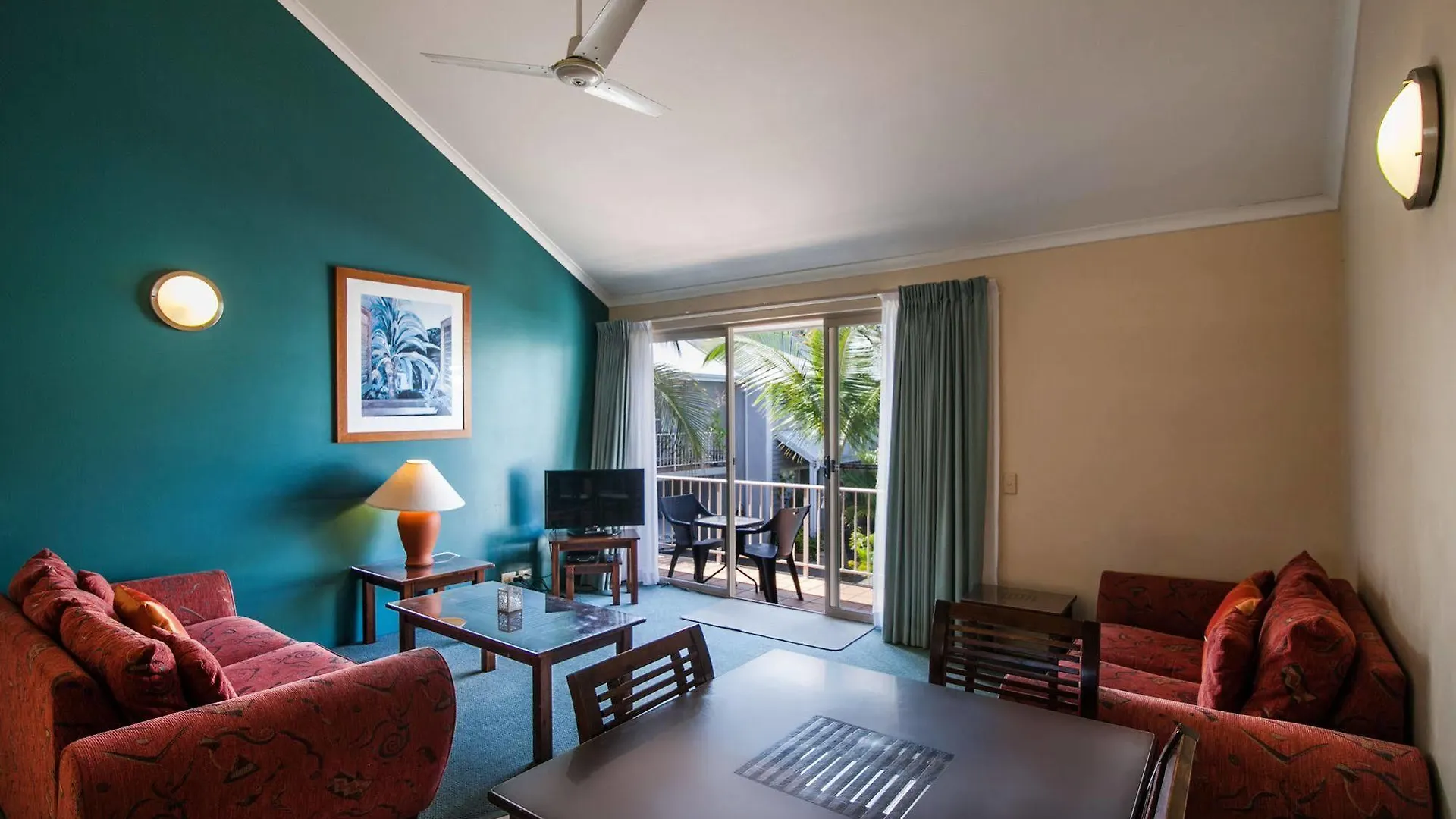 Pelican Beach Resort Noosa Noosaville